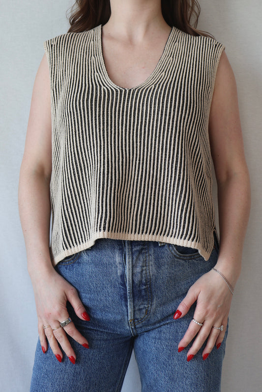 Josie Vest | Graphite