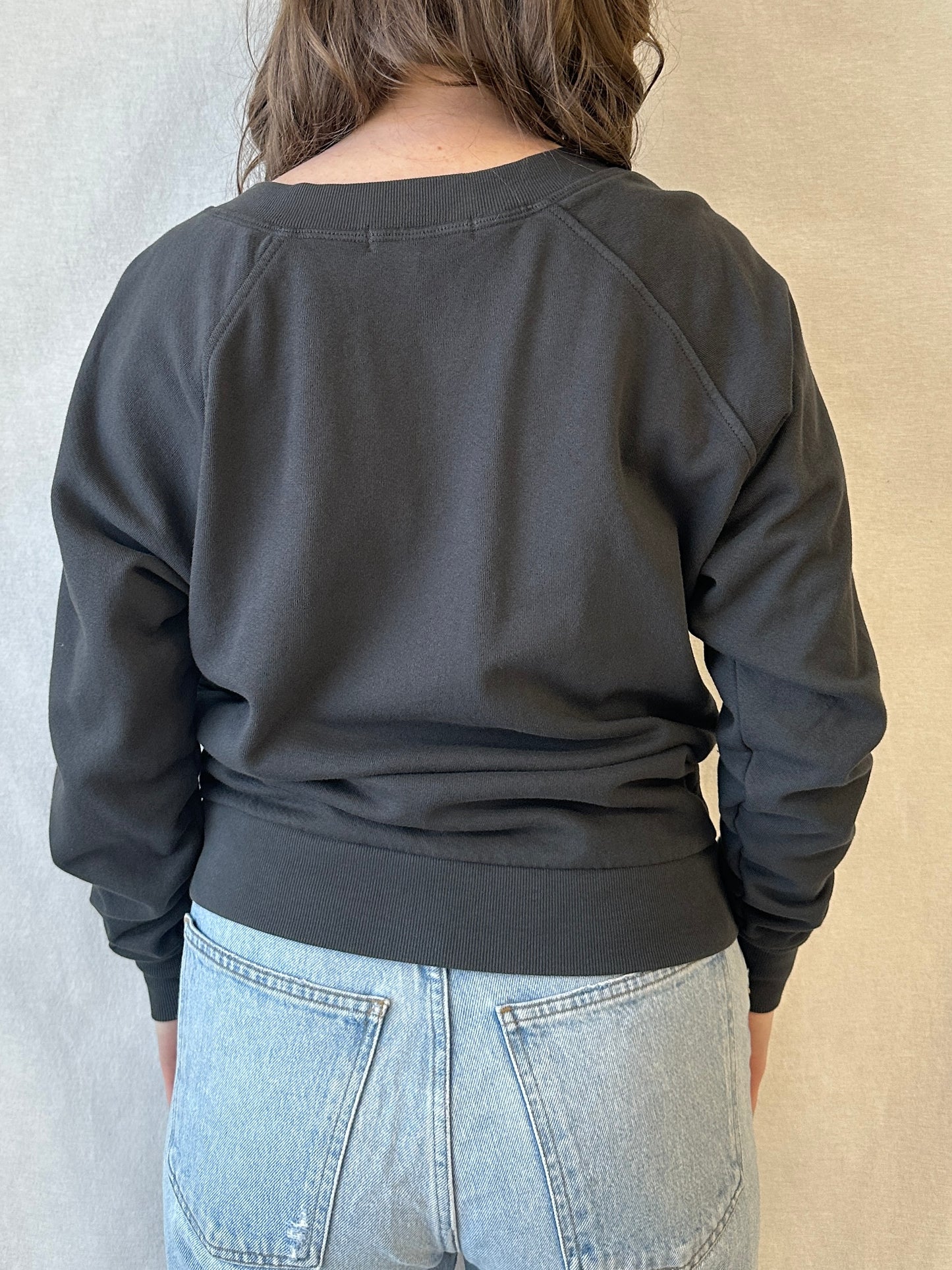 Sinead V-Neck Sweatshirt | Vintage Black
