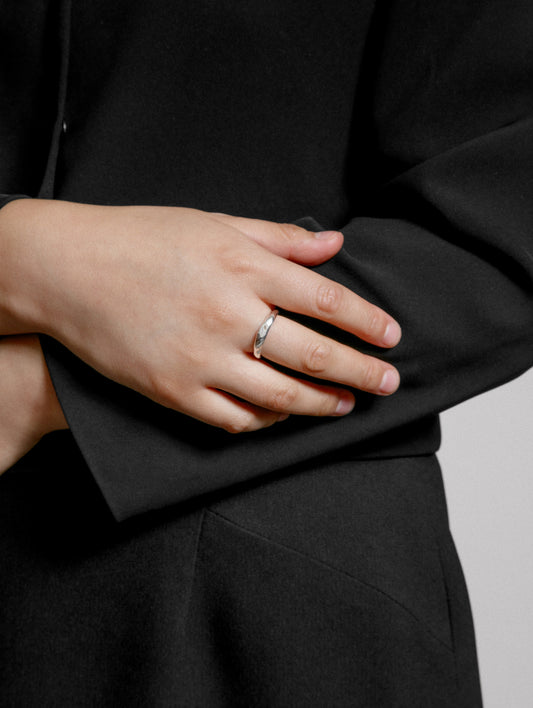 Nora Textured Ring | Sterling Silver