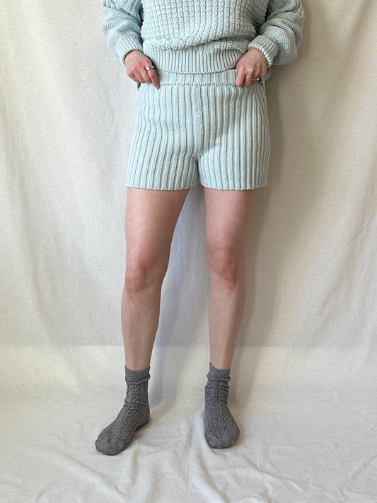 Pilnatis Shorts | Dew