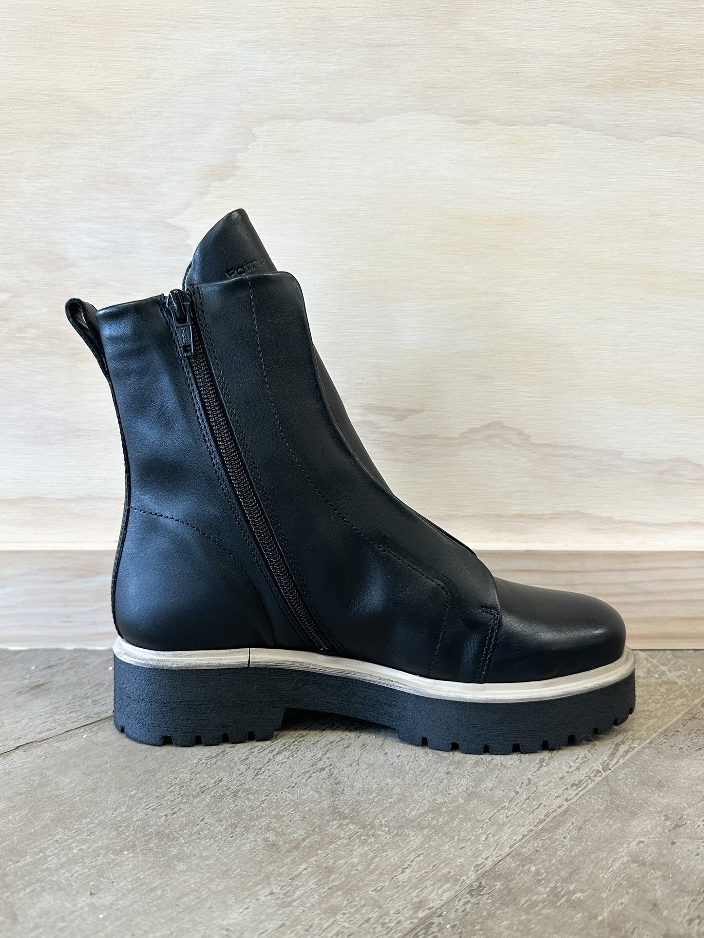 Kuni No Lace Boot | Black