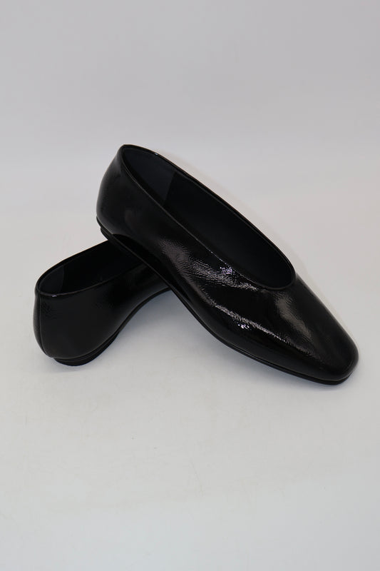 Margaux Flat | Coal Crinkle