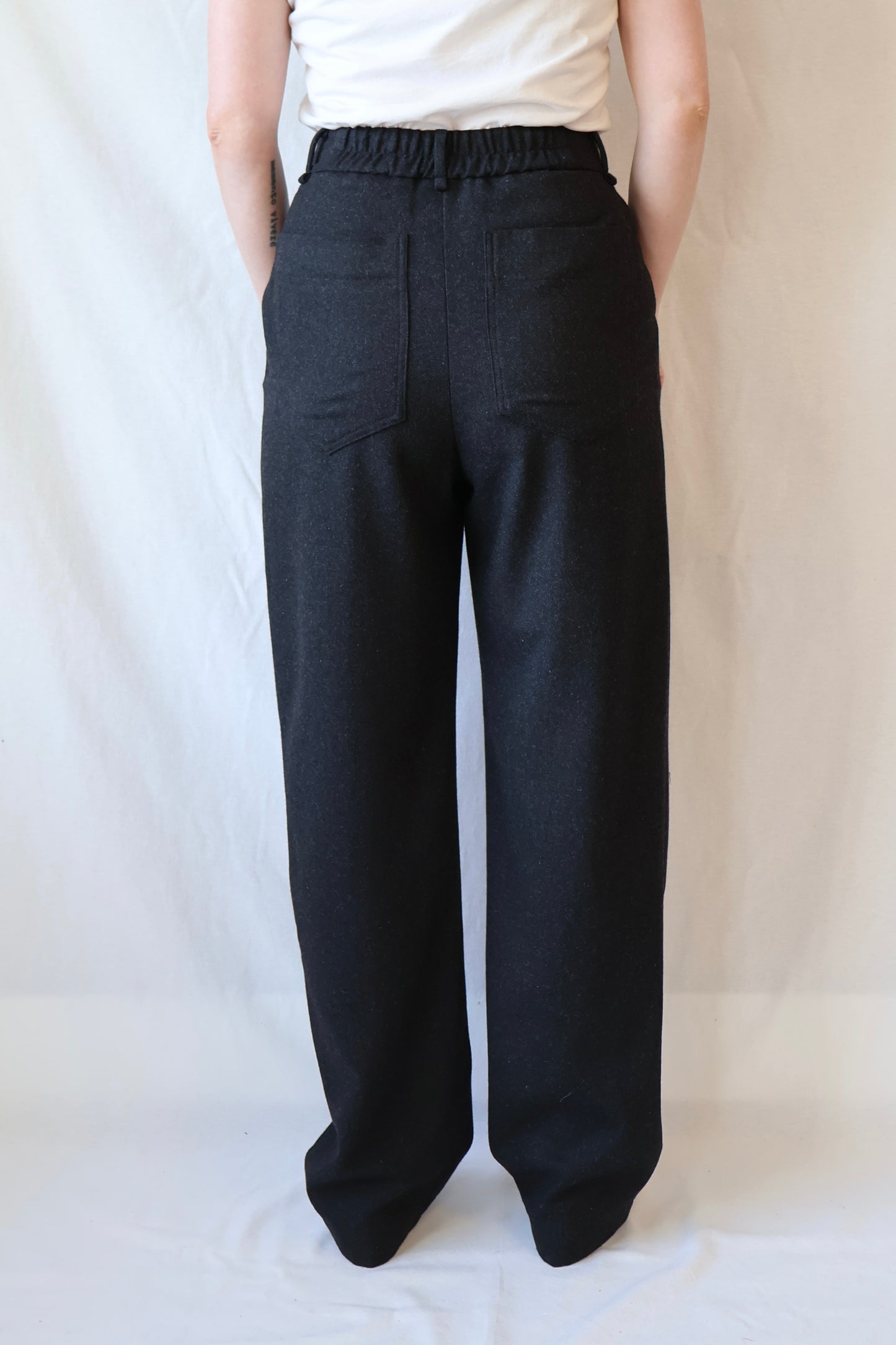 Gito Wool Trousers | Dark Grey