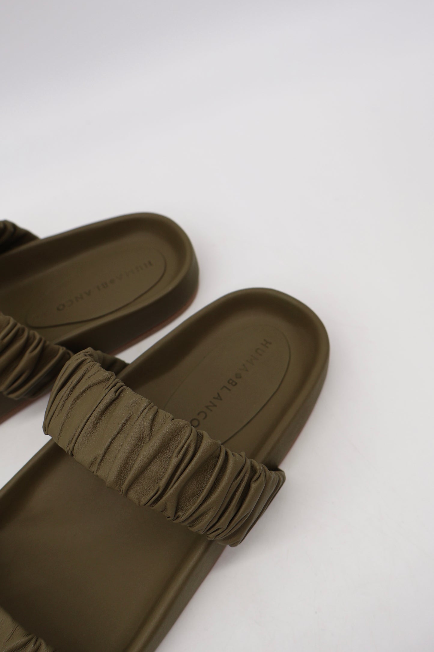 Amy Sandal | Olive