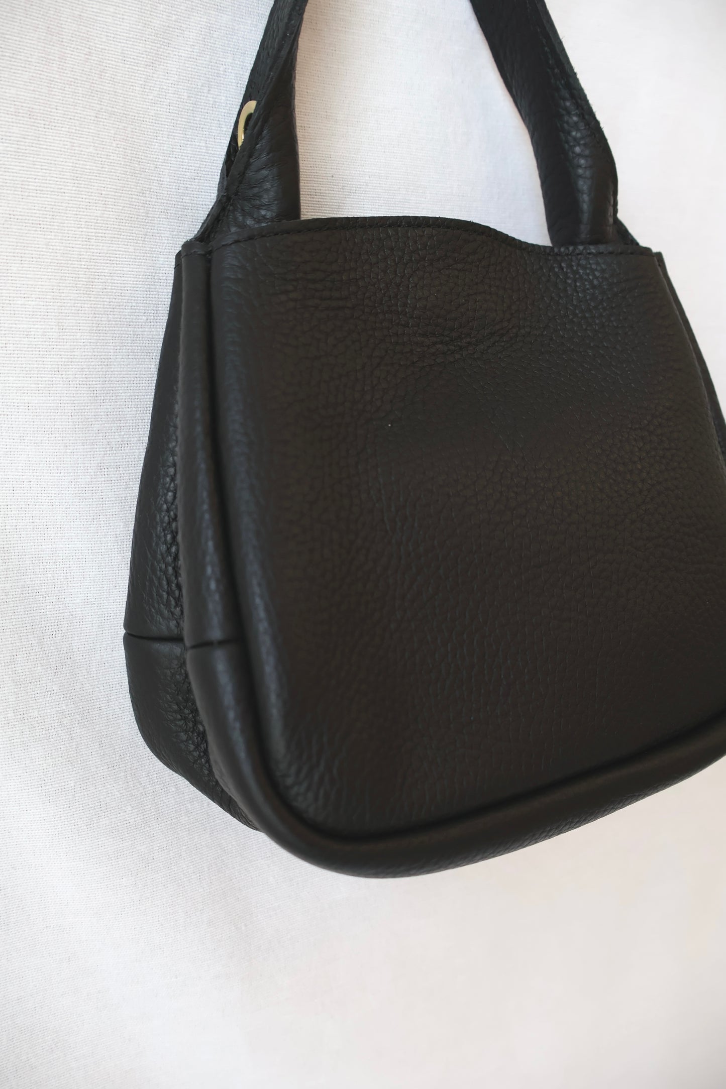 Tracy Top Handle Crossbody | Black