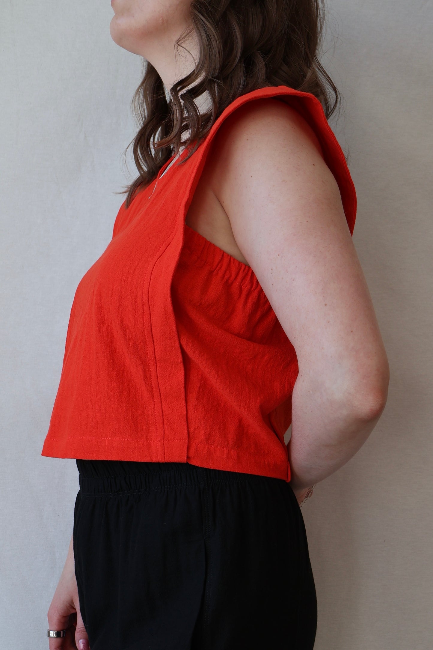 Ru Tank | Vermillion