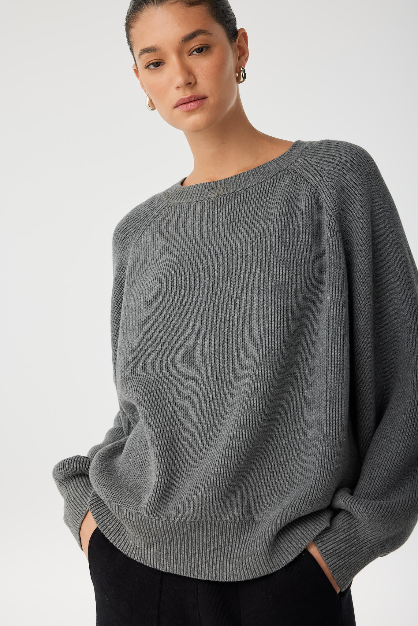 Emery Sweater | Charcoal
