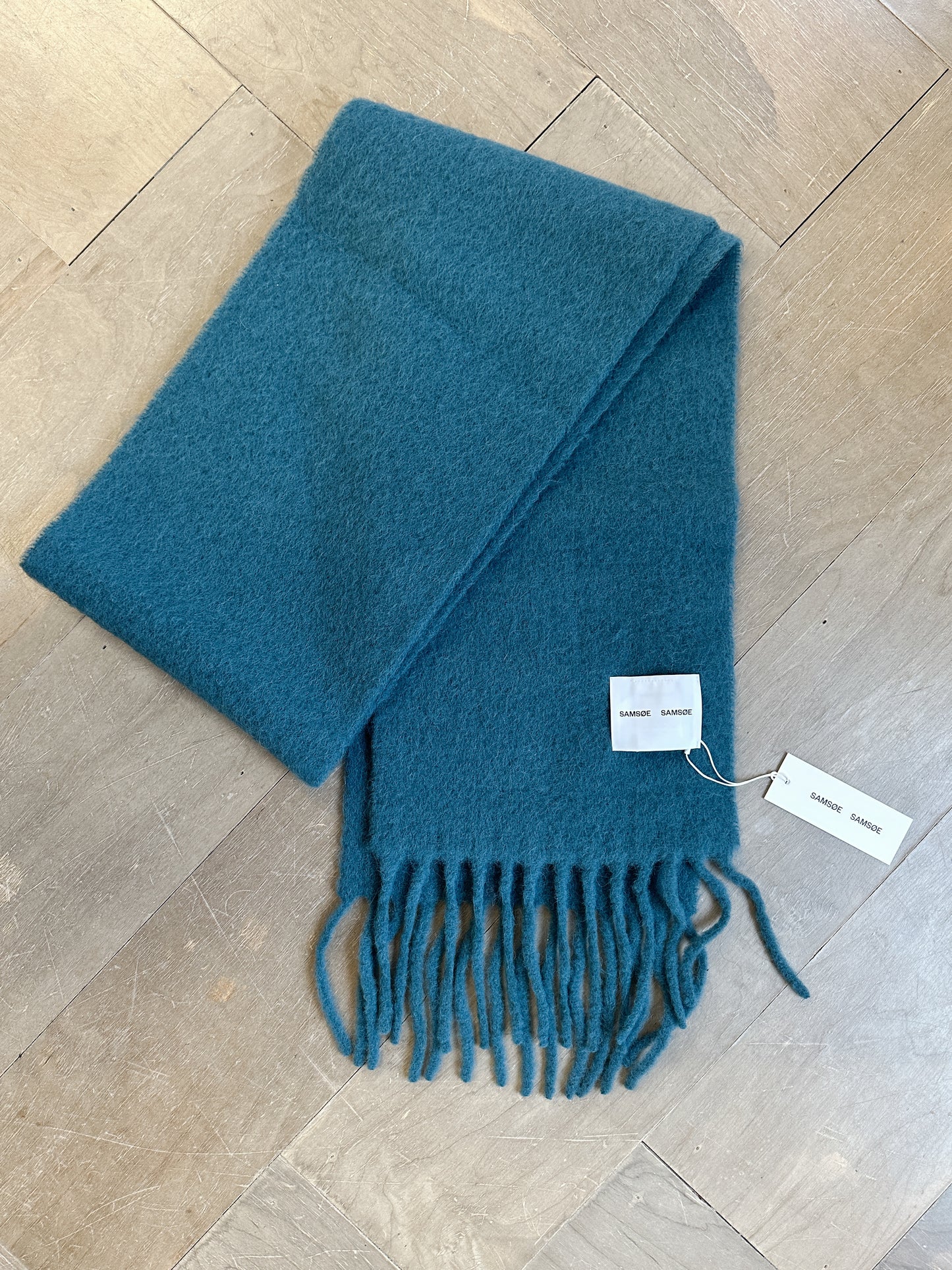 Tina Scarf