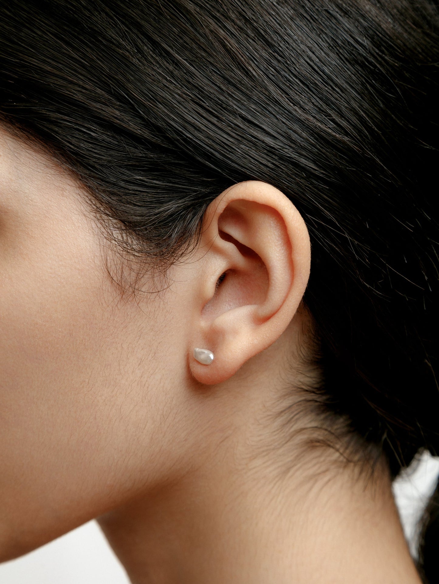 Pearl Studs
