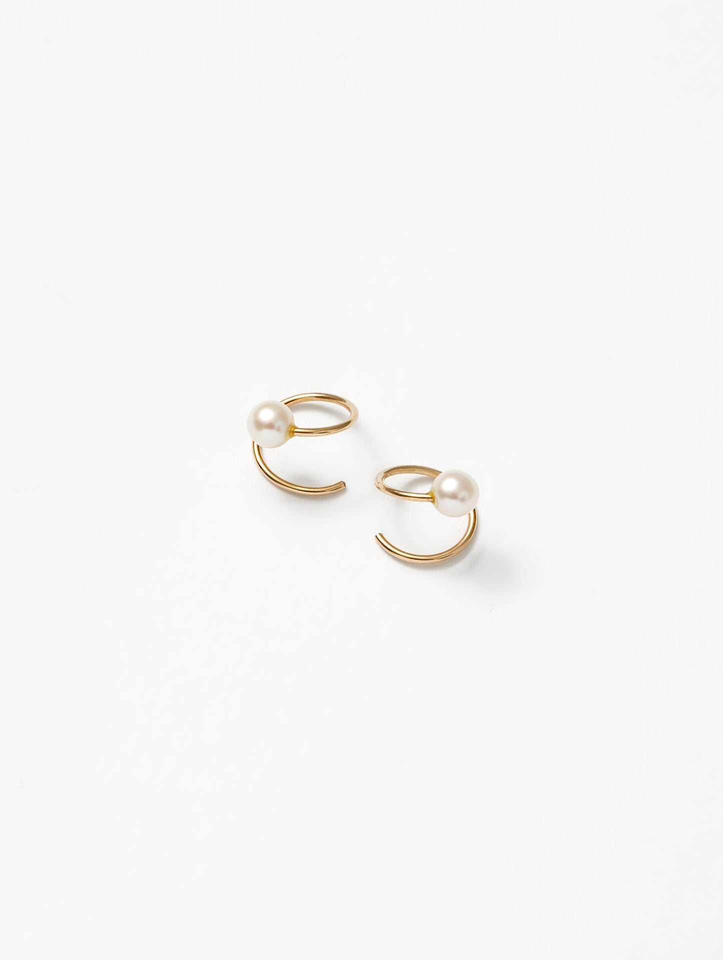 Pearl Swirl Studs | Gold