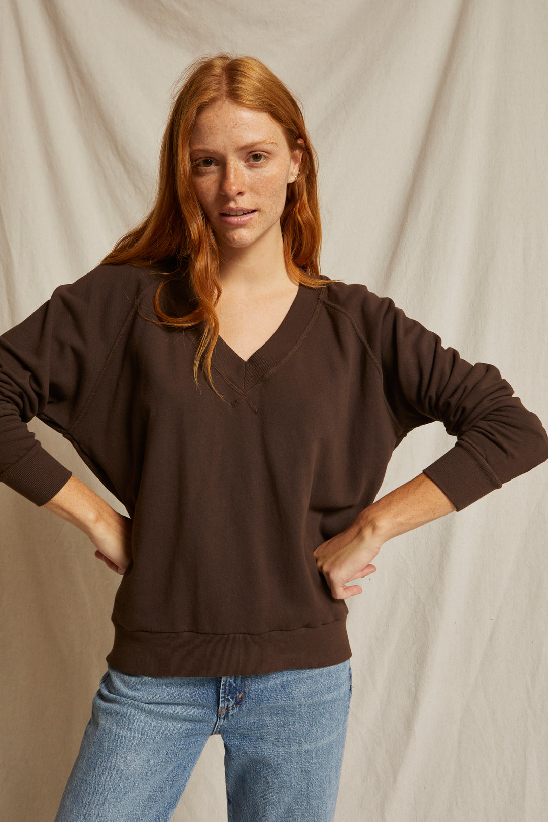 Sinead V-Neck Sweatshirt | Cafe