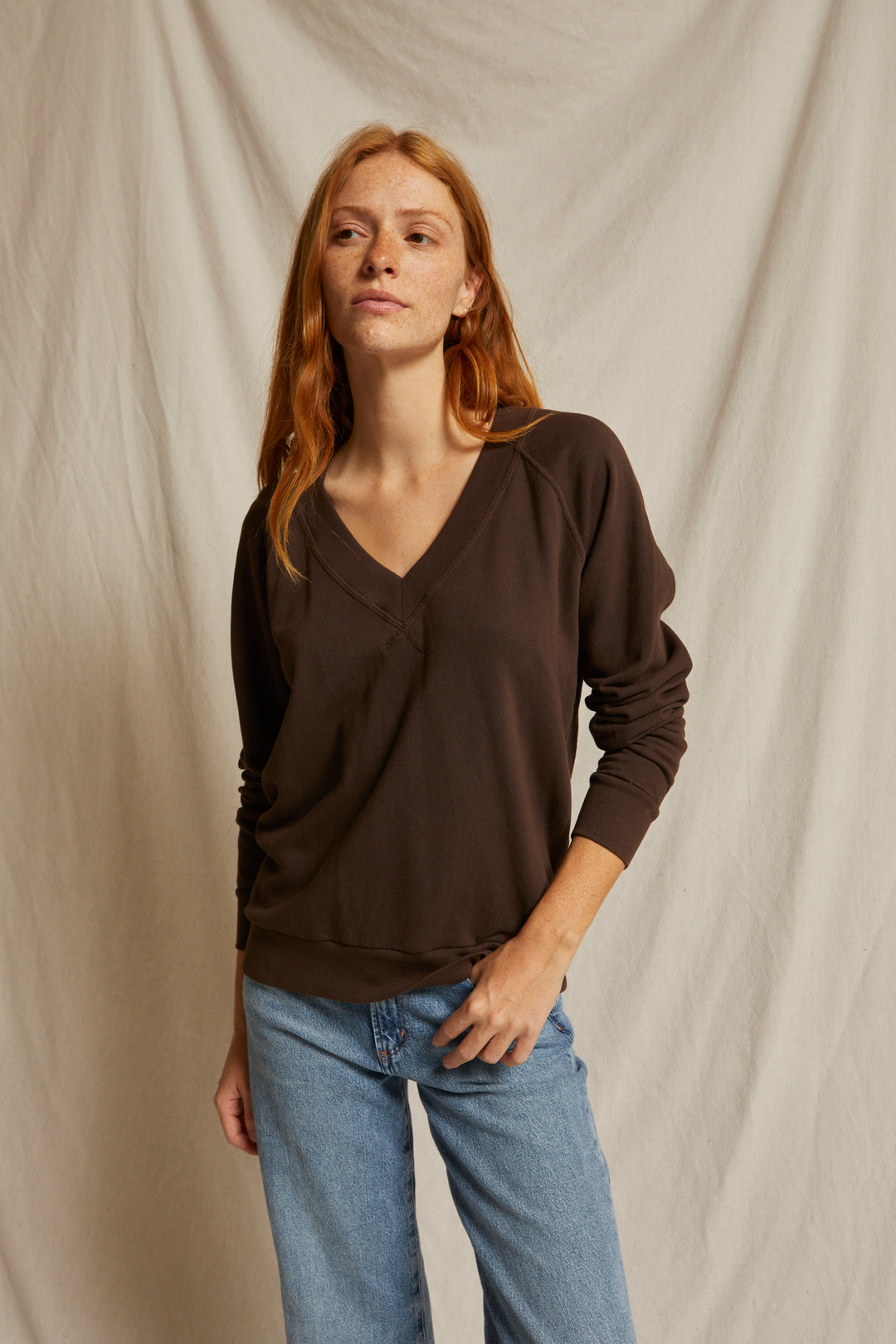Sinead V-Neck Sweatshirt | Cafe