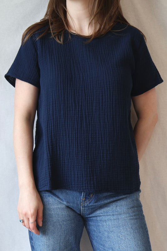 Charlotte Gauze Tee | Navy