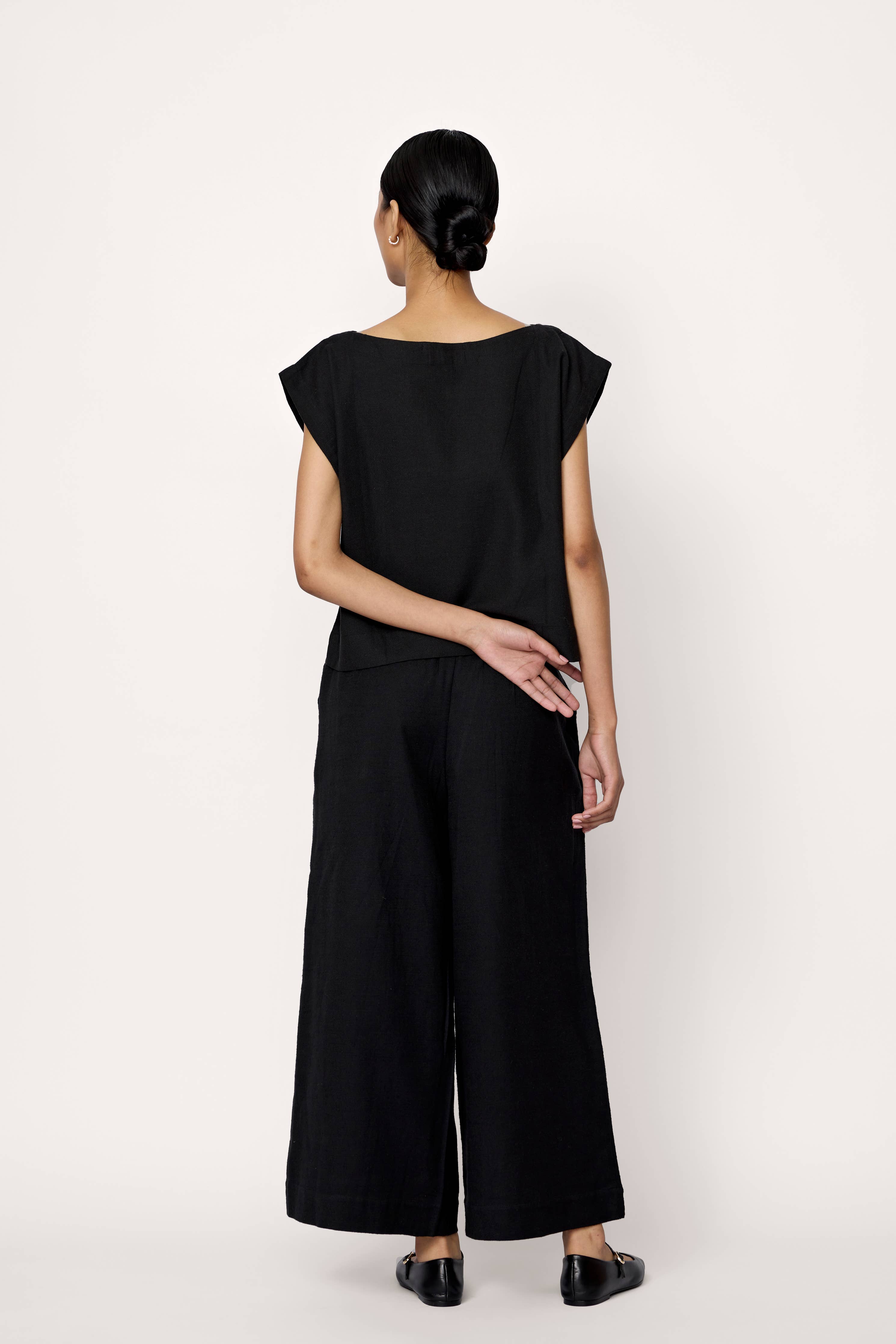 Everyday Top | Black | 100% Organic Cotton
