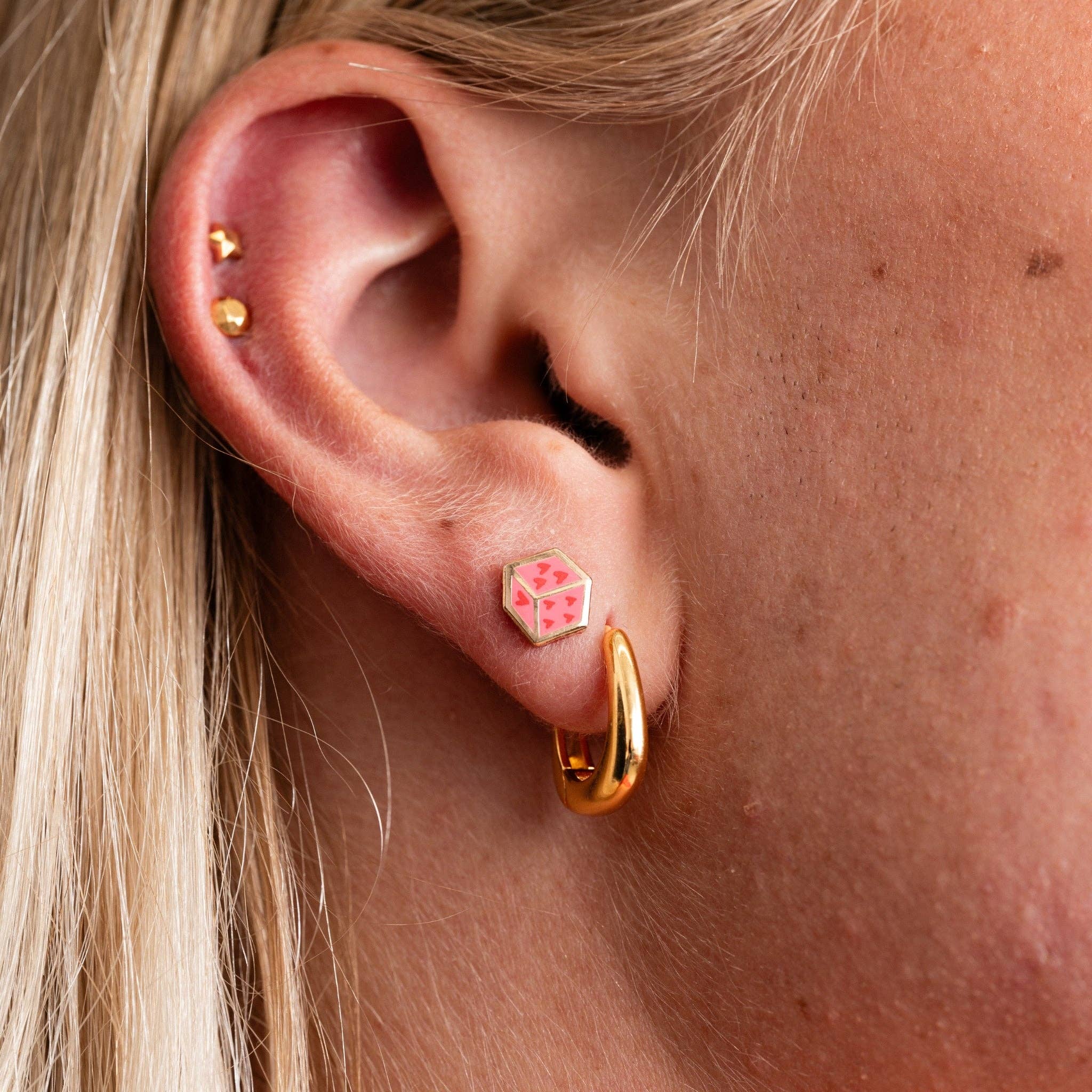 Teardrop Huggie Hoops | 18k gold-plated sterling silver