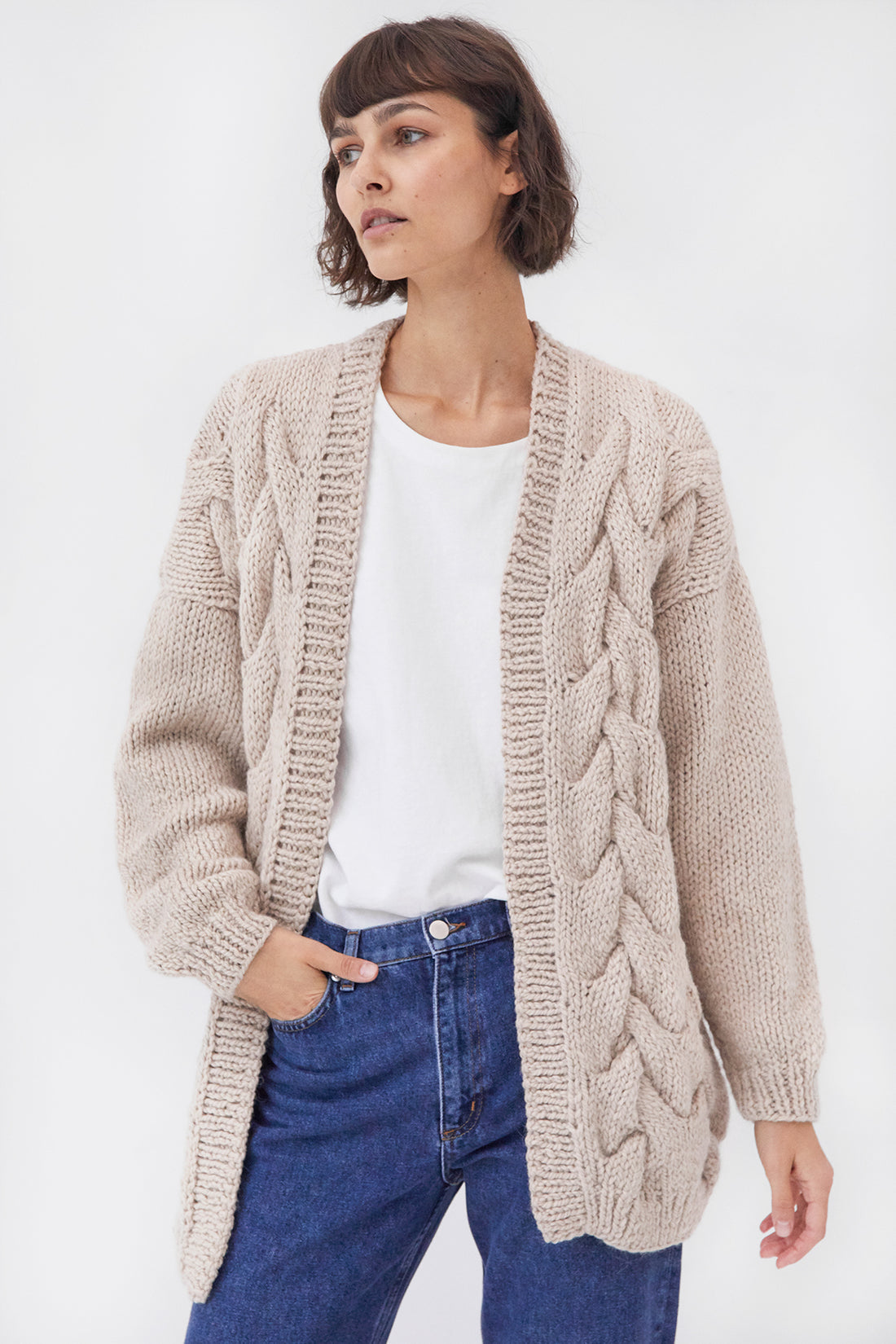 Twisted Erik Cardigan | Beige