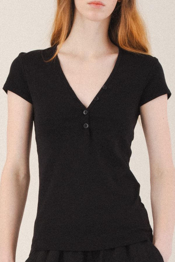 Short Sleeve Henley | Black