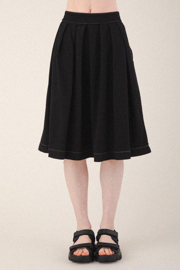 Day and Night Skirt | Black