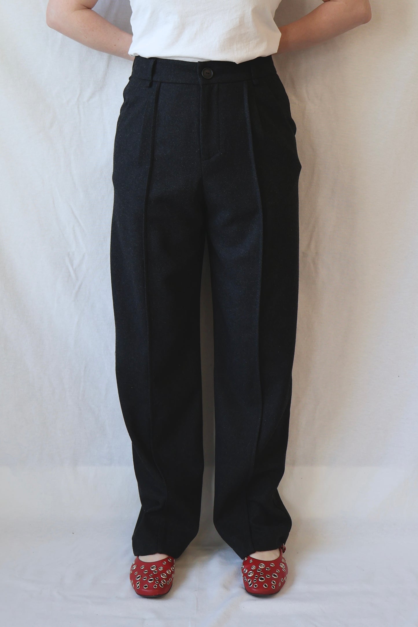 Gito Wool Trousers | Dark Grey