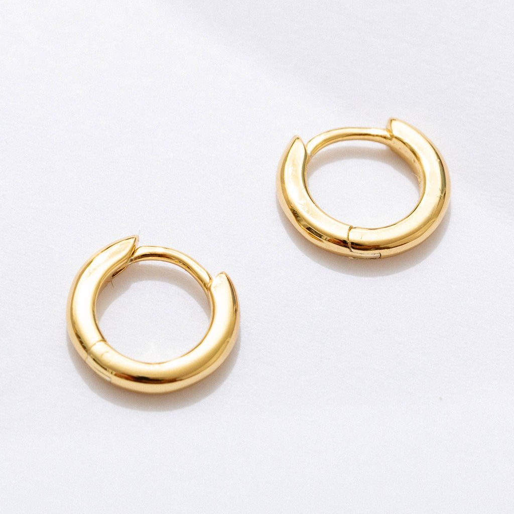 Margot Mini Huggie Hoop Earrings - Sterling