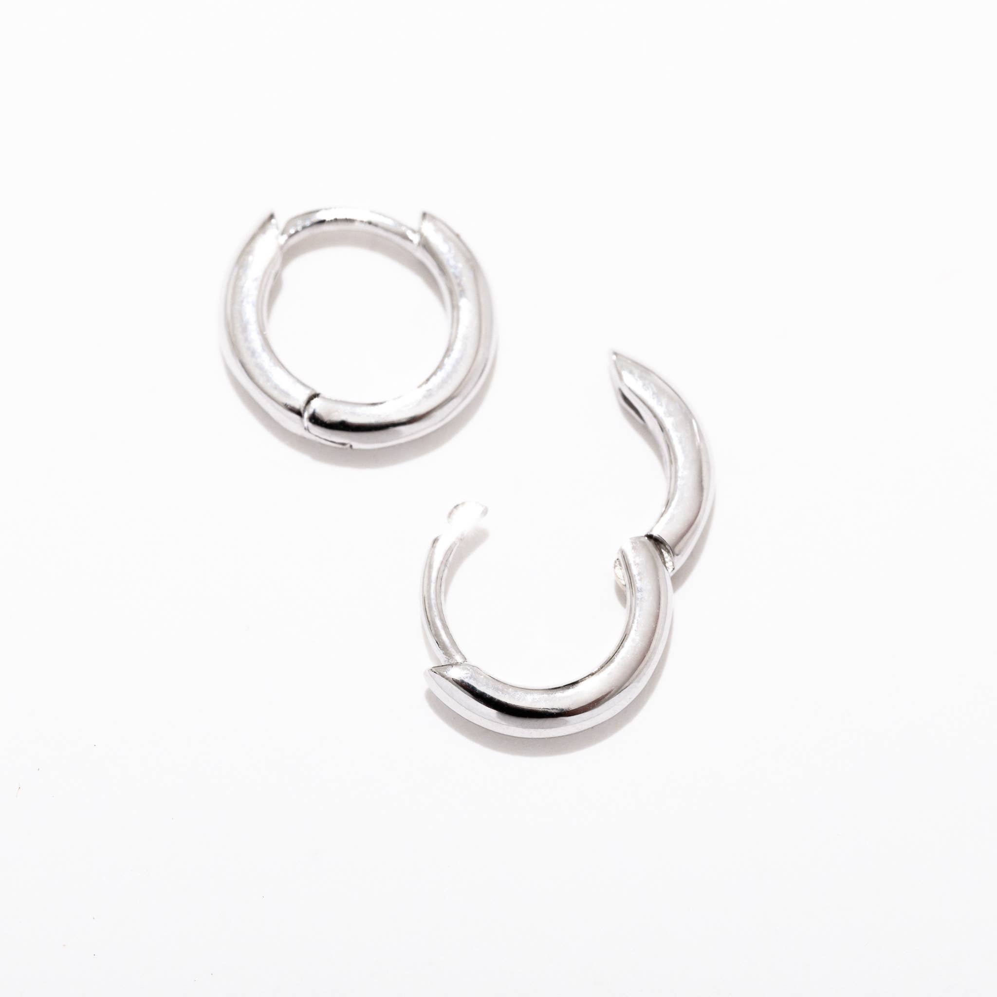 Margot Mini Huggie Hoop Earrings - Sterling