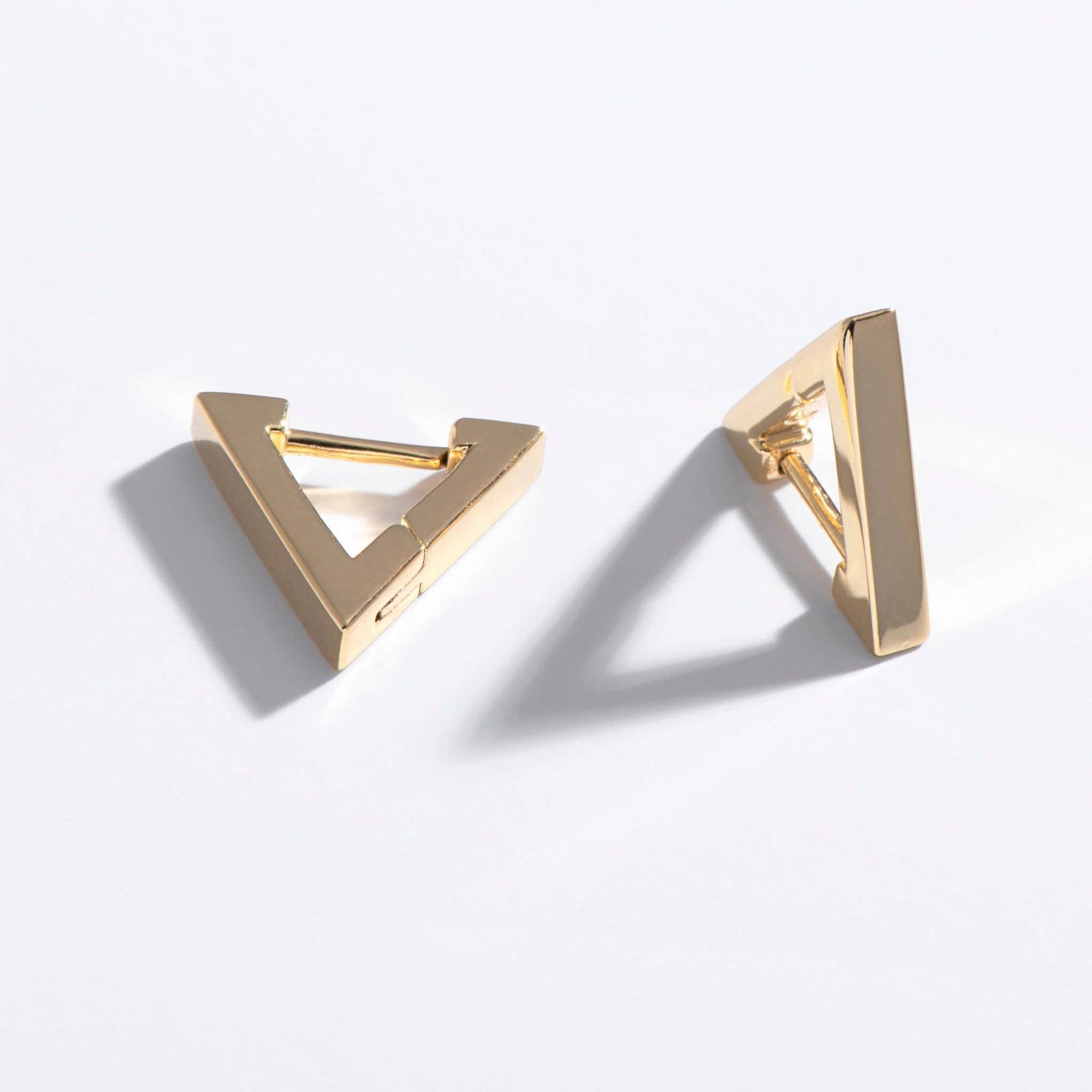Triangle Huggie Hoops | 14k gold-plated brass