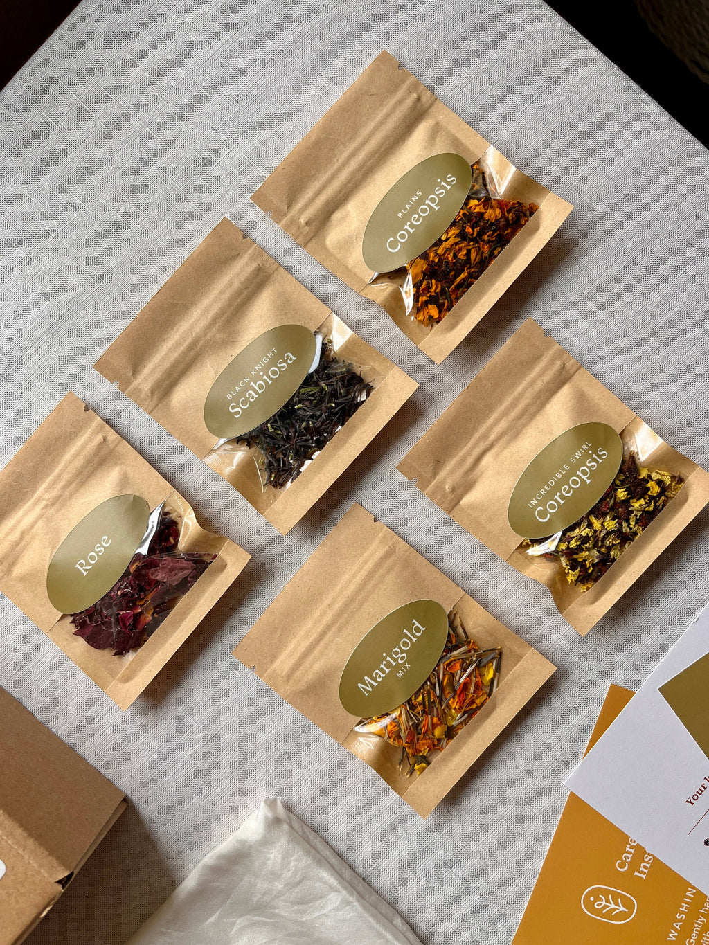 Botanical Dye Kit - Silk Scarf + Real Flowers