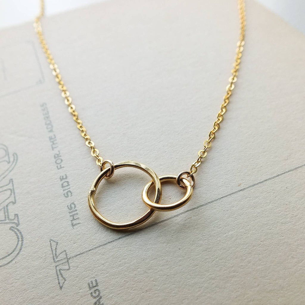 Mother & Daughter Necklace - Linked Circles 