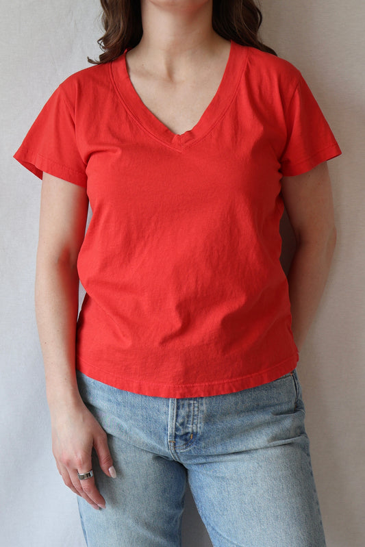 Hendrix V-Neck Tee | Poppy