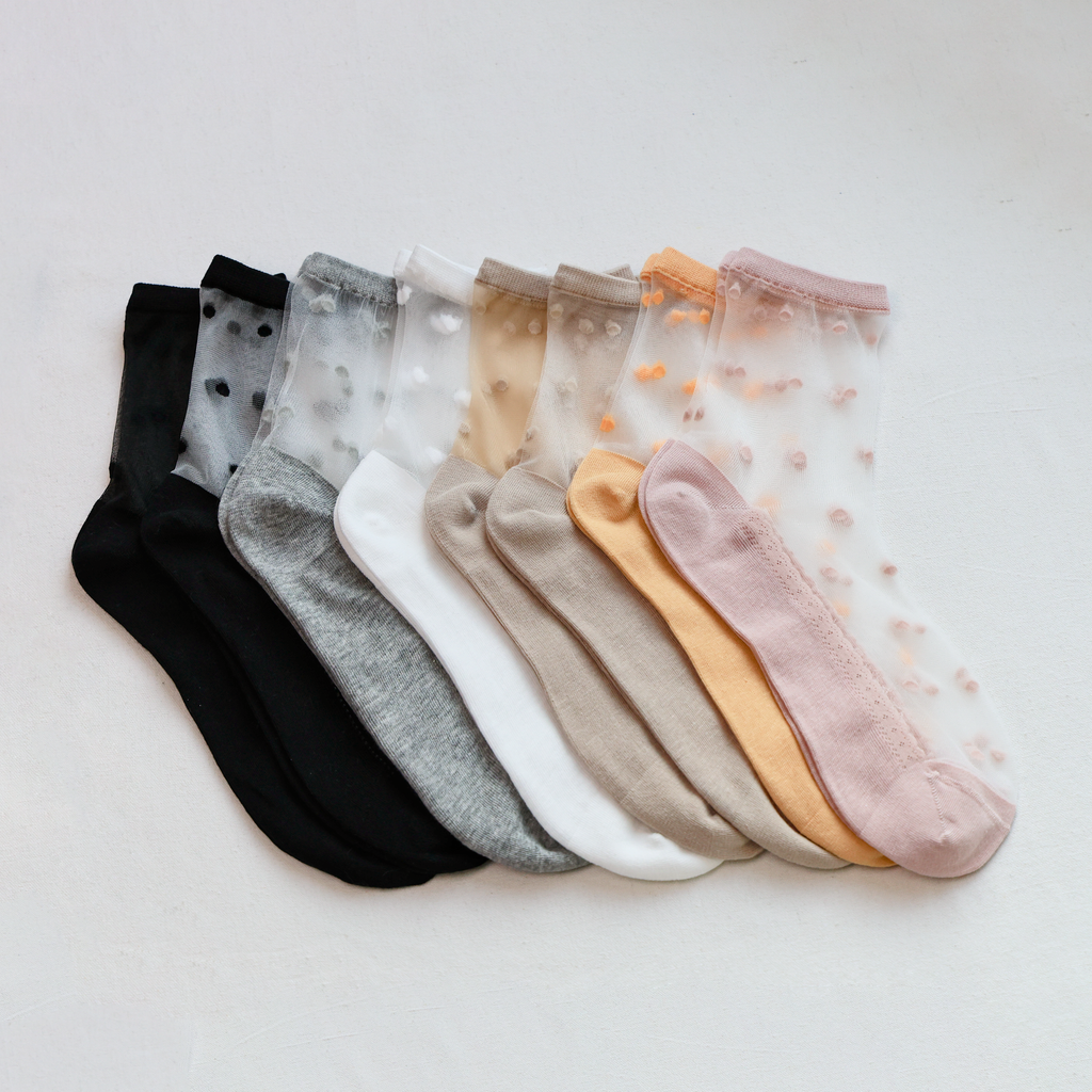 Sheer Polka Dot Ankle Socks
