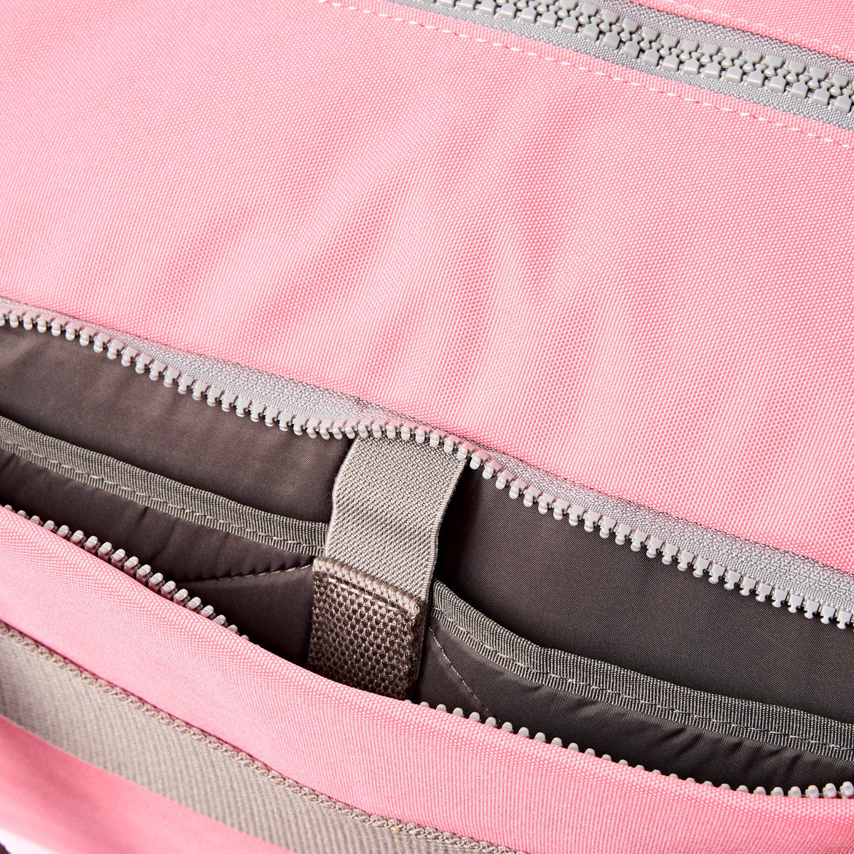 Gatwick Duffel | Pink Lemonade