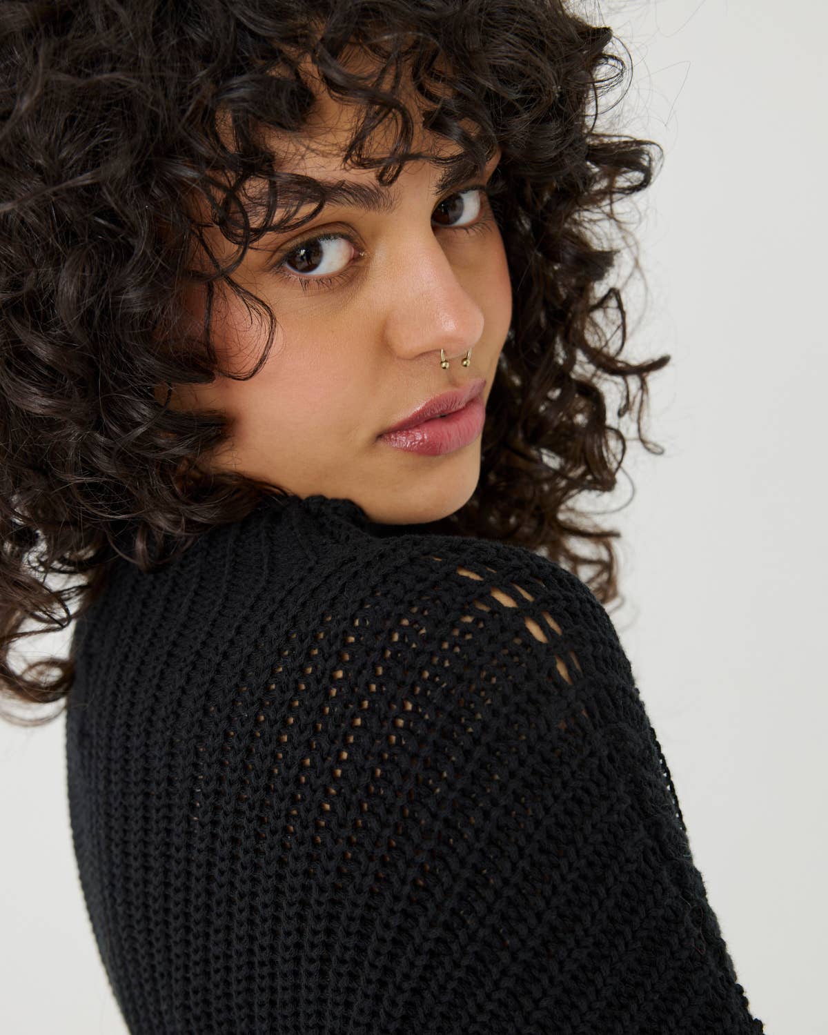 Laumės Sweater: Black 100% COTTON Sweater