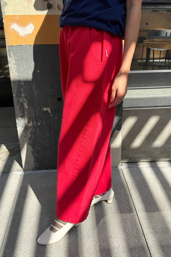 ARC PANTS | CRAYON RED