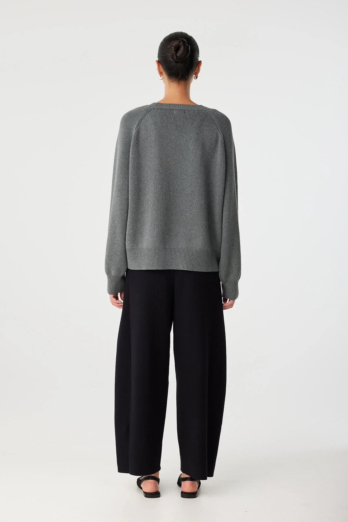 Emery Sweater | Charcoal