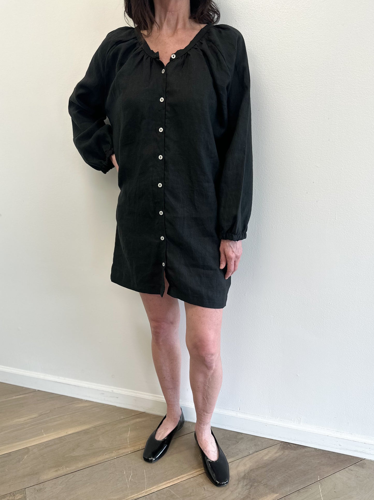 Linen Toss It On Dress | Black