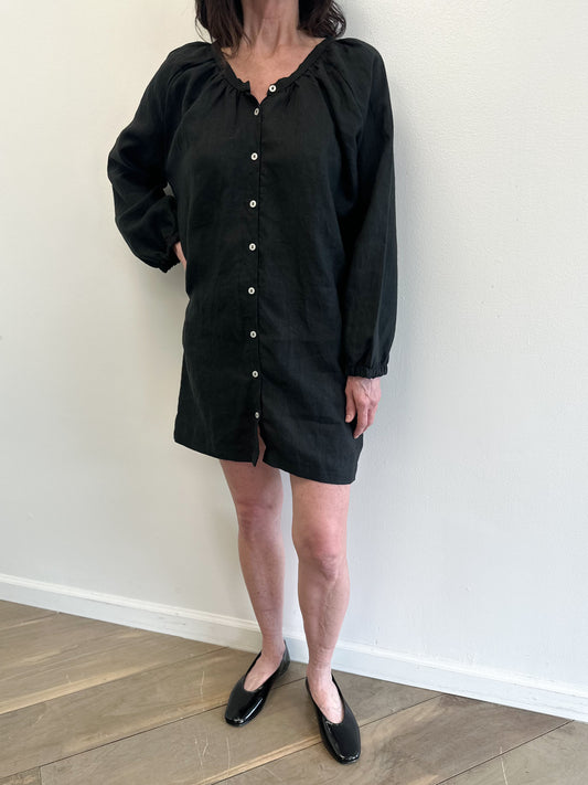 Linen Toss It On Dress | Black