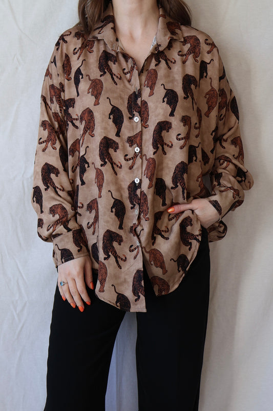 Closet Hero Shirt | Tiger