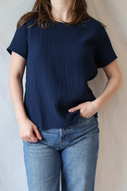 Charlotte Gauze Tee | Navy