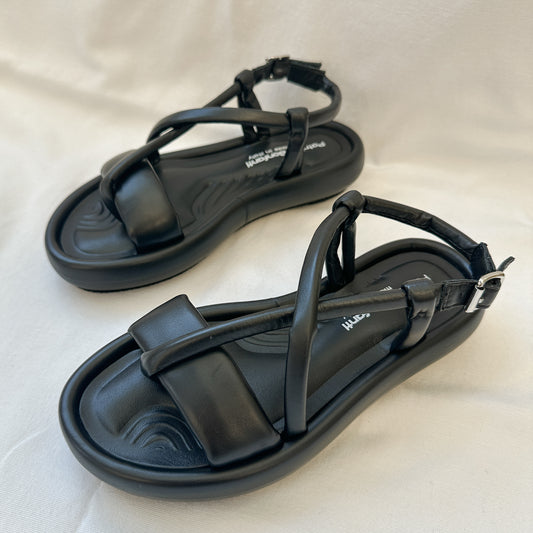 Basu Sandal | Black