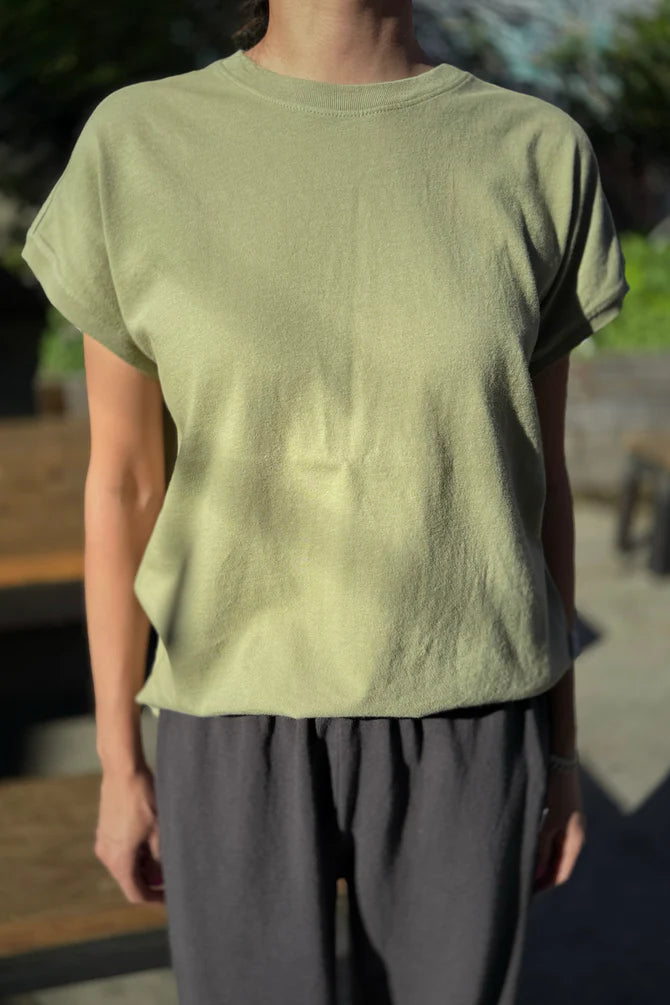 Ease Tee | Mint Dust