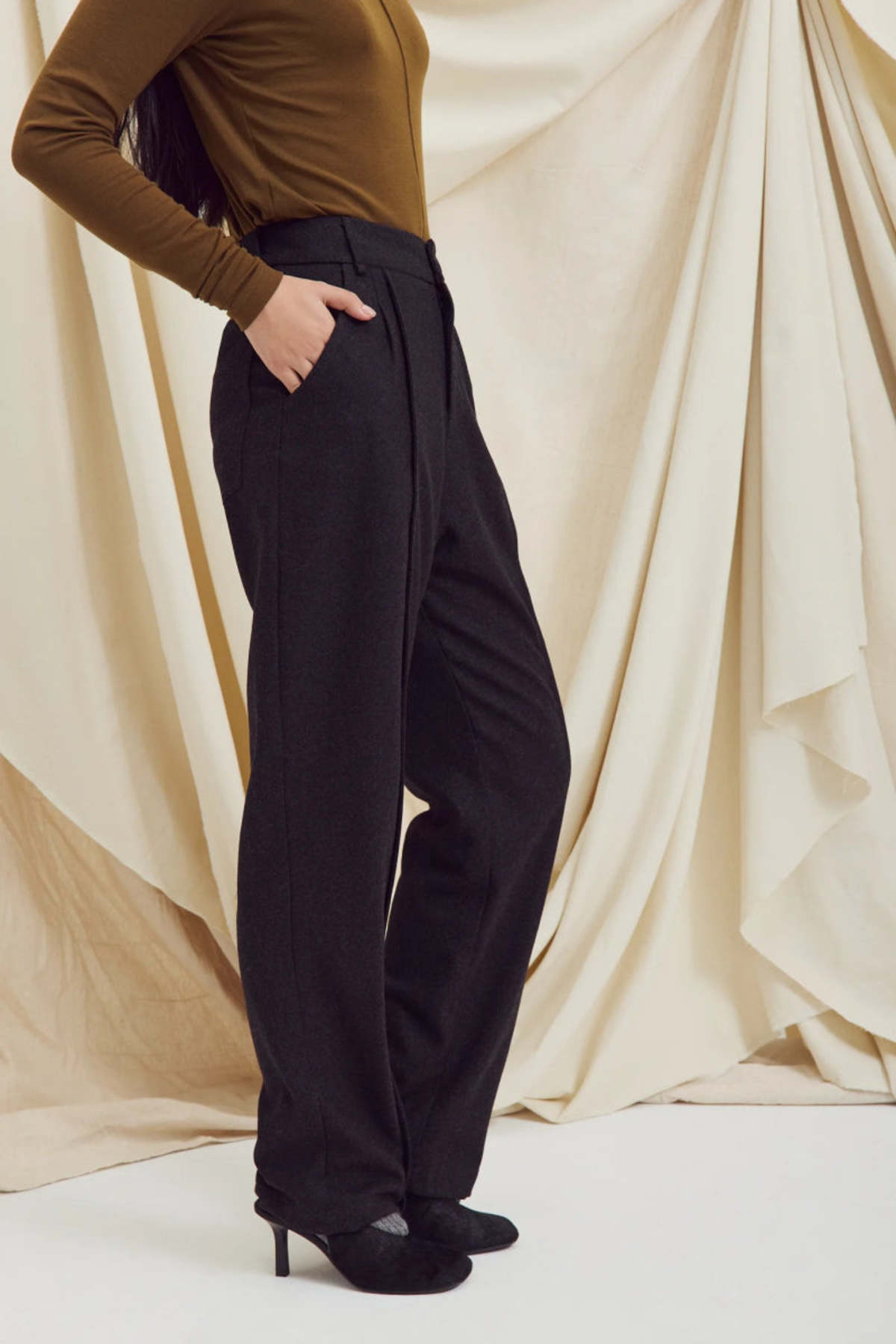 Gito Wool Trousers | Dark Grey
