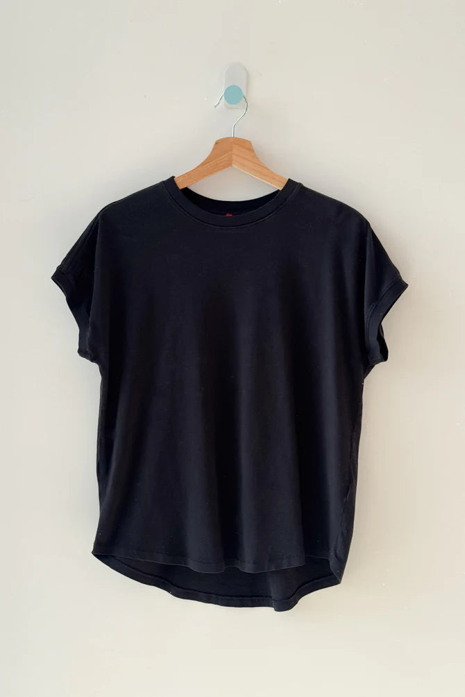Ease Tee | Black