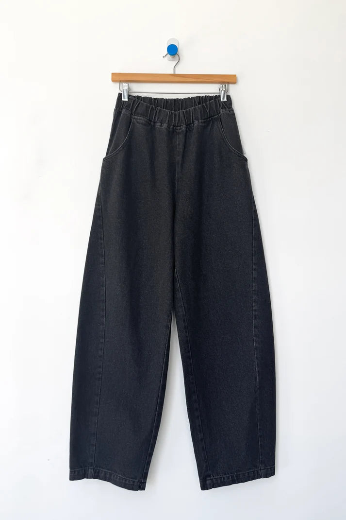 Long Arc Pants | Black Denim