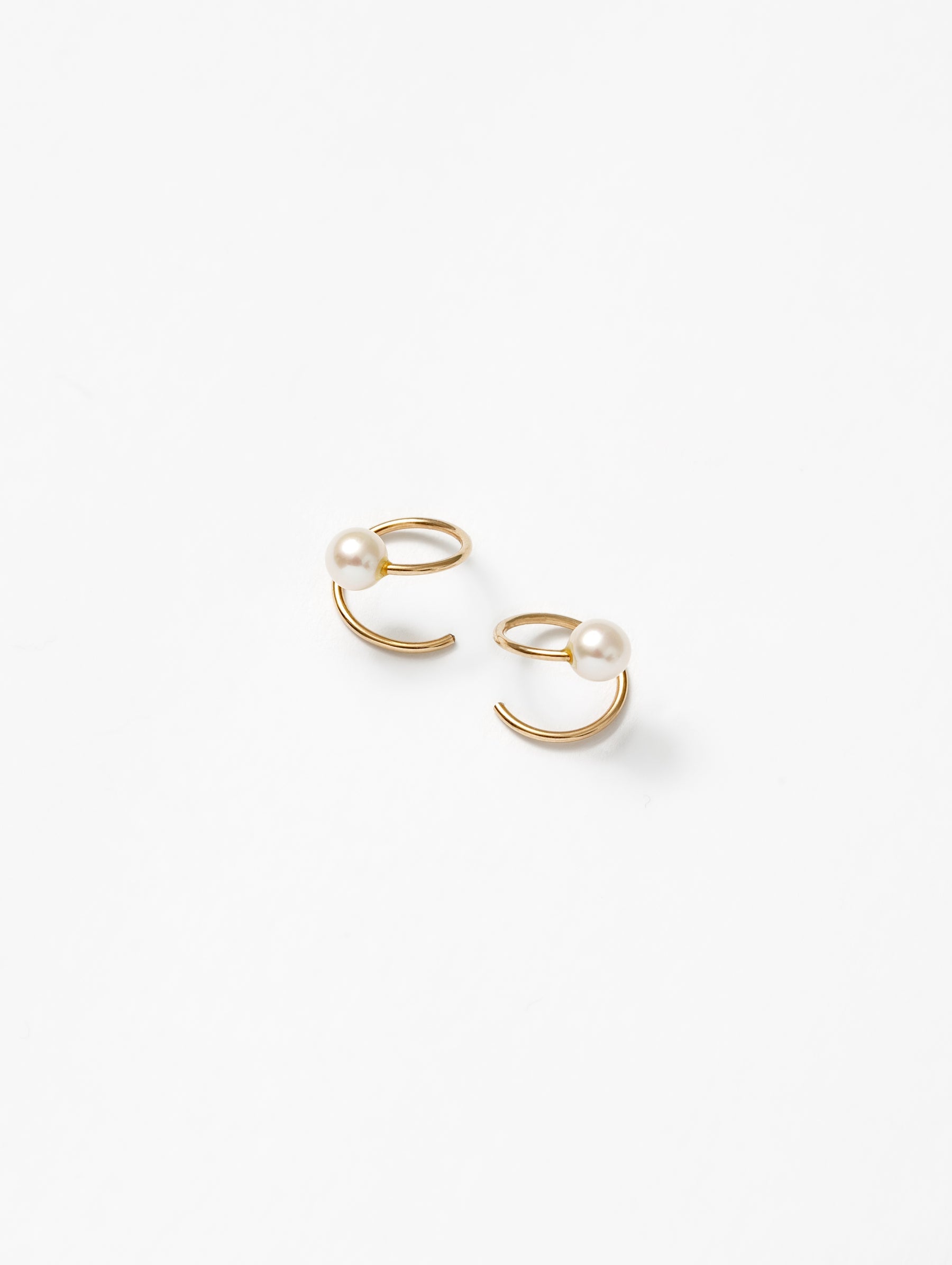 Pearl Swirl Studs | Gold