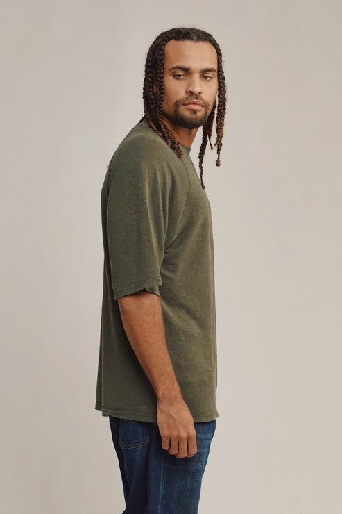 Woodstock Raglan Tee | Coffee Bean