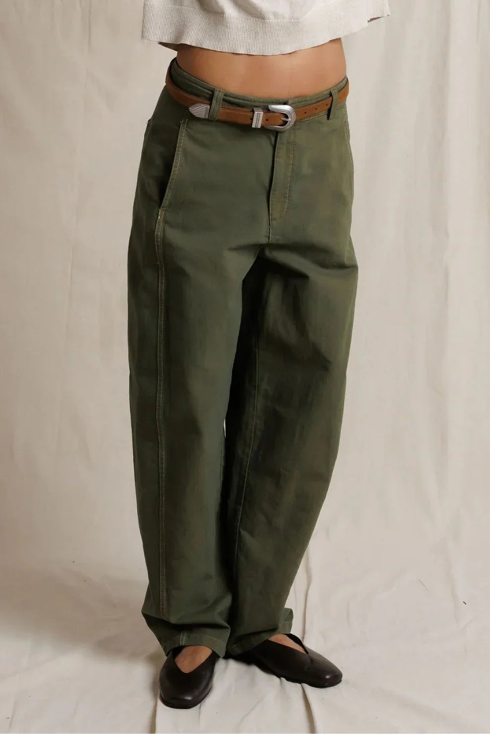 akira | olive
