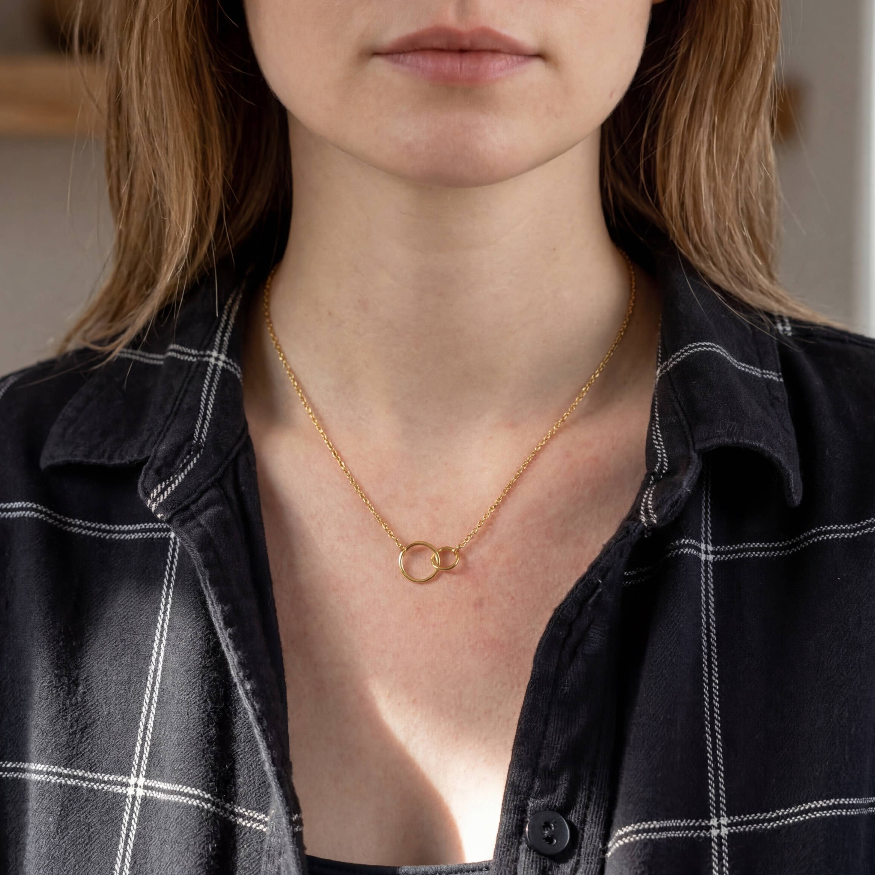 Mother & Daughter Necklace - Linked Circles 