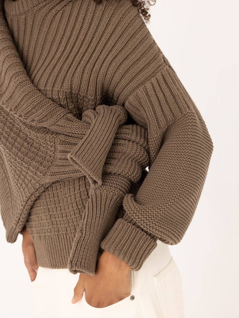 Delčia: 100% Cotton Earth Brown Sweater 