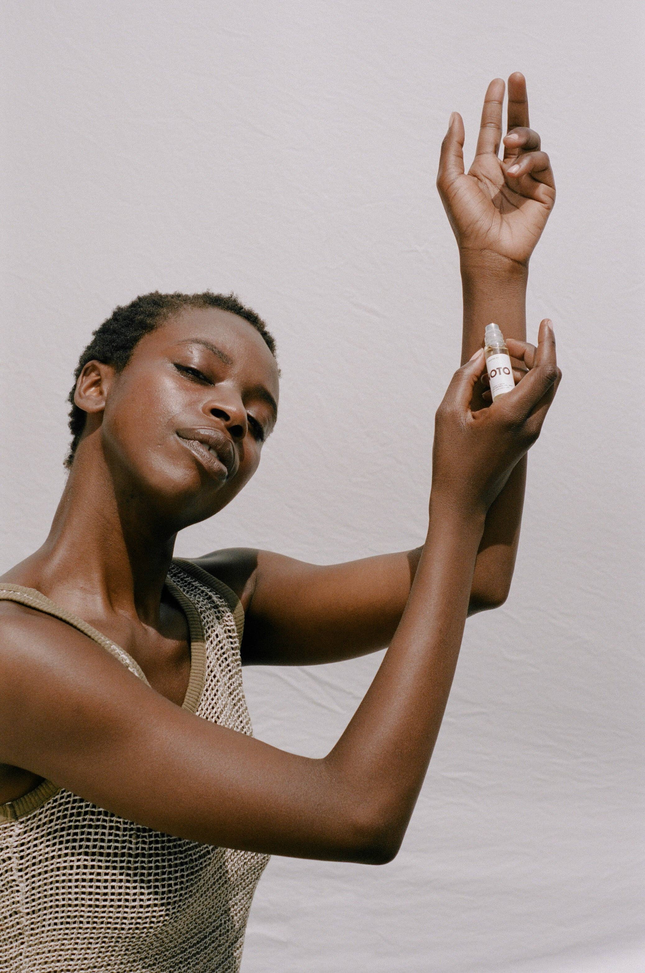ROOTED ROLLER // BODY + HAIR