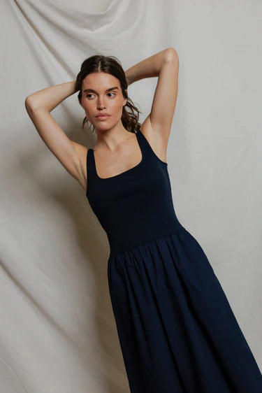 Fabiola | navy